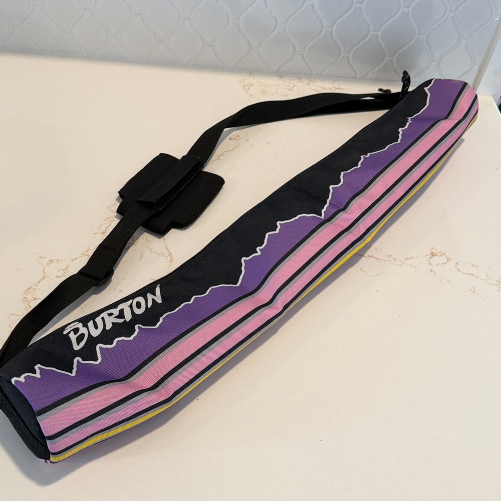Burton Beeracuda 2L Cooler Sling Bag - Picture 4 of 5